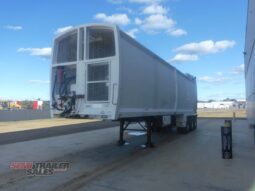 
										2005 Vawdrey Compactor Trailer full									