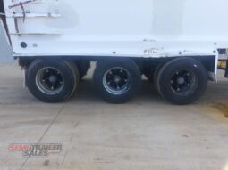 
										2005 Vawdrey Compactor Trailer full									