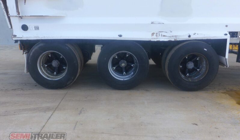 
								2005 Vawdrey Compactor Trailer full									