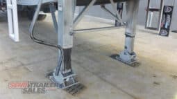 
										2008 Maxitrans Quad Axle Chain Driven FLOOR Curtainsider full									