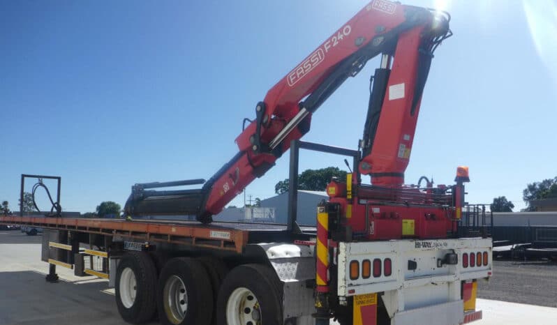 
								2004 Krueger 40FT FLAT TOP With Fassi Hydraulic Crane full									