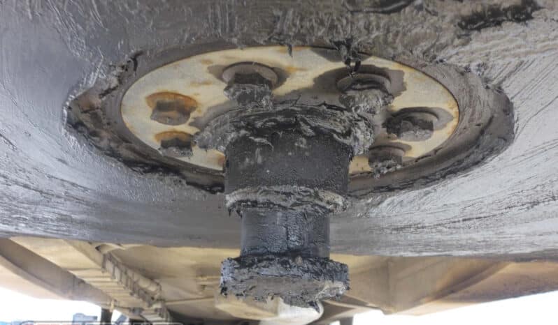 
								1985 Hockney Emulsion Tanker full									