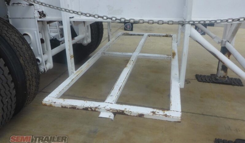 
								1978 Freighter 20FT Skel full									