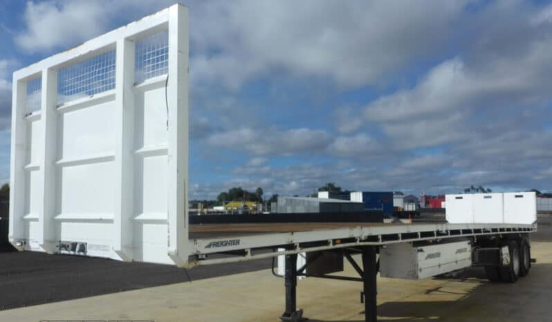 
								2018 Maxitrans Bogie FLAT TOP With Rear Moffet Mount full									