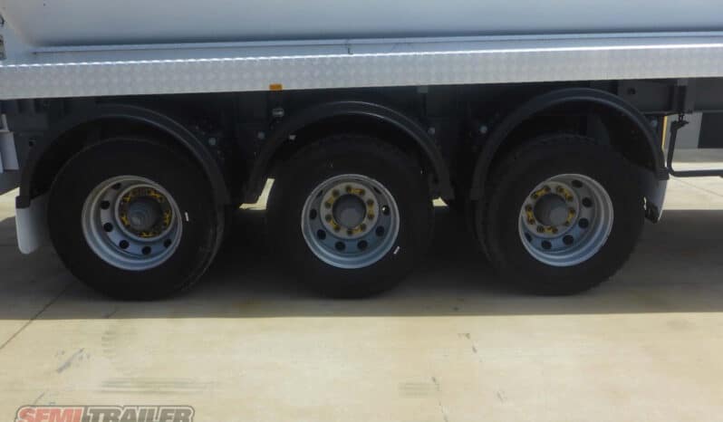 
								2013 Stonestar Vacuum Tanker full									