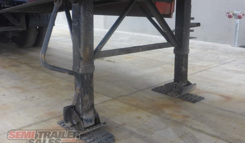 
								2004 Barker 12 Pallet Curtainsider A Trailer full									