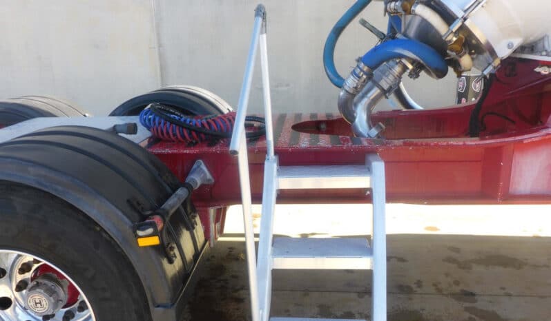 
								2013 Jamieson TRI Axle Bulk Tanker A Trailer full									