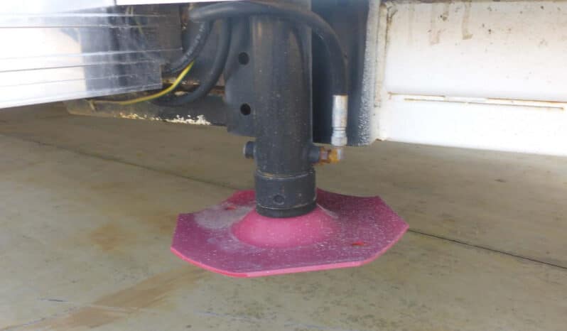 
								2012 Just Trailers Tandem Axle Food VAN full									