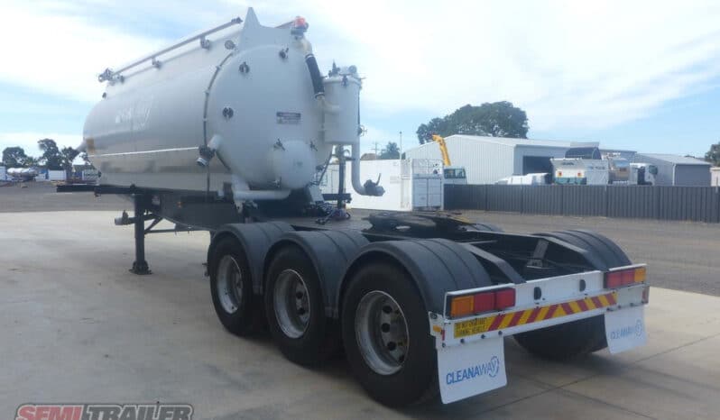 
								2013 Dunstan Farmers Engineering Vacuum Tanker A Trailer full									