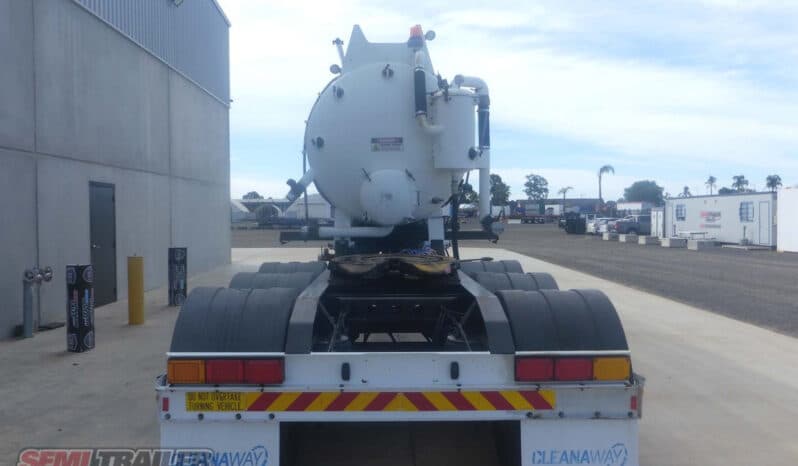 
								2013 Dunstan Farmers Engineering Vacuum Tanker A Trailer full									