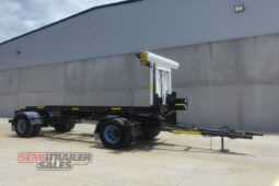 
										2006 Haulmaster Hook Lift DOG Trailer full									