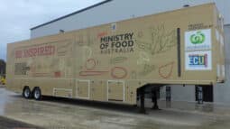 
										2012 SVM 48FT Mobile Kitchen Trailer full									