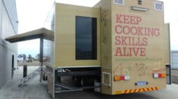 
										2012 SVM 48FT Mobile Kitchen Trailer full									