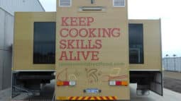 
										2012 SVM 48FT Mobile Kitchen Trailer full									