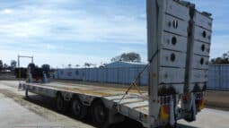 
										2011 Stoodley 43.5FT TRI Axle FLOAT LOW Loader With BI-Fold full									