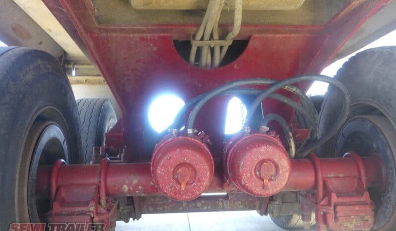 
								1991 White Bogie Tipper full									