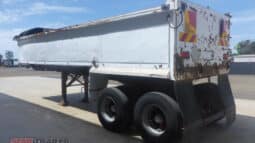 
										1991 White Bogie Tipper full									