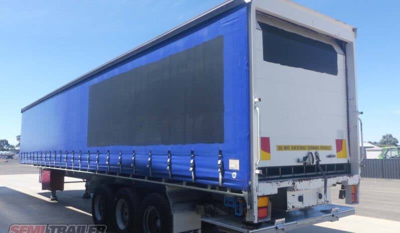 
								2005 Vawdrey 24 Pallet Refrigerated Curtainsider With Tailgate Loader full									