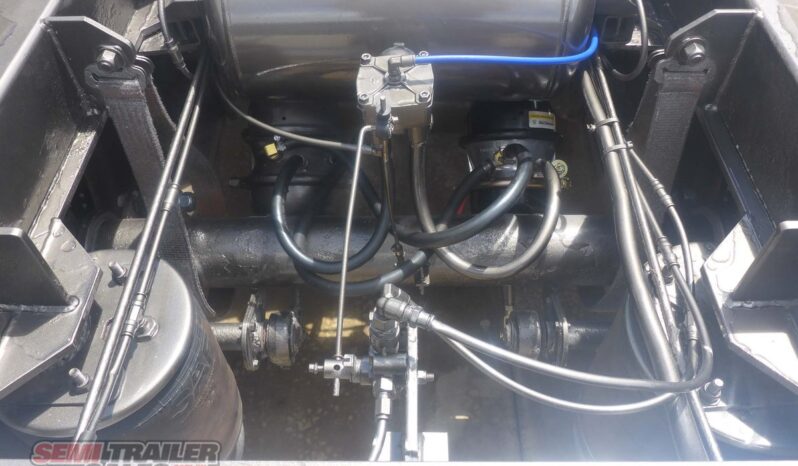 
								2003 GTE TRI Axle Dolly full									