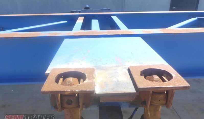 
								2007 Phenux Single Axle 40FT Skel full									