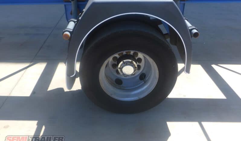 
								2007 Phenux Single Axle 40FT Skel full									