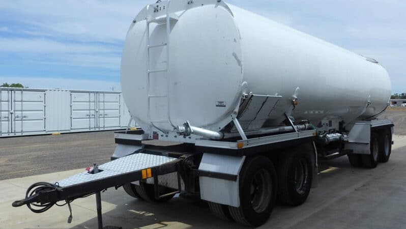 
								2002 Holmwood Highgate Quad DOG Tanker full									