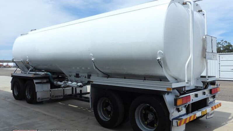 
								2002 Holmwood Highgate Quad DOG Tanker full									