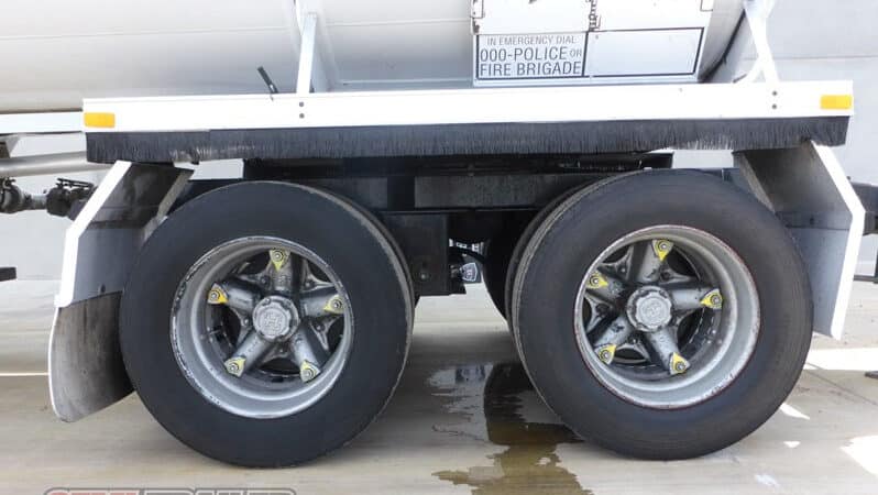 
								2002 Holmwood Highgate Quad DOG Tanker full									