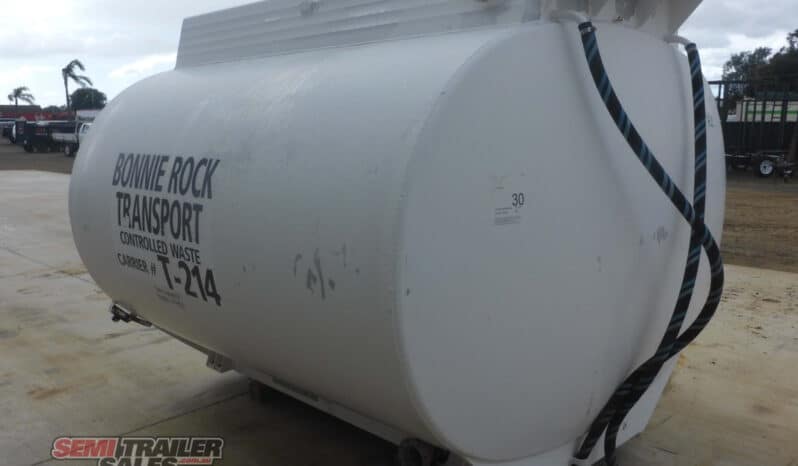 
								Marshall Lethlean 8000 Litre Alloy Tank full									