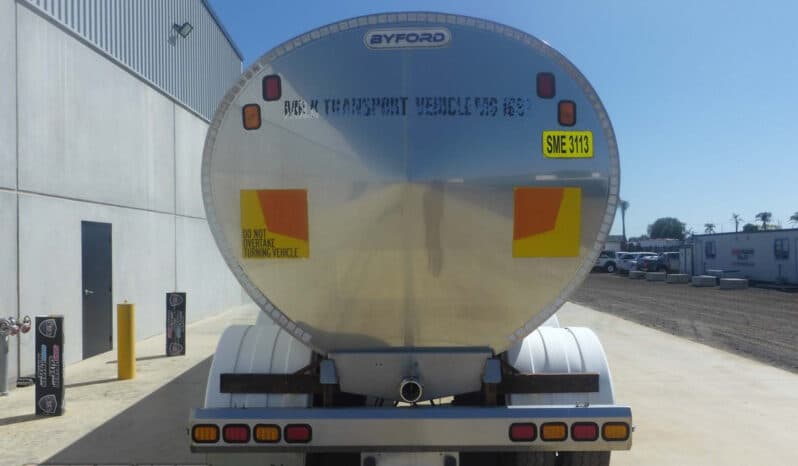 
								2001 Byford Stainless Steel Tanker full									