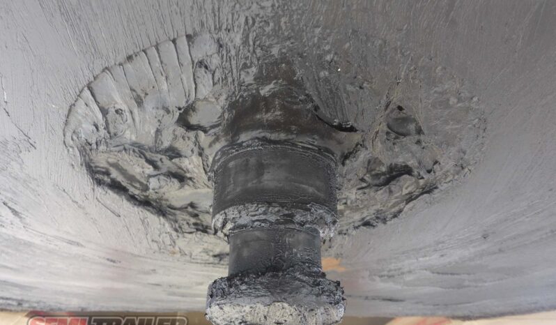 
								2005 Maxitrans TIP Through BIN B Double SET full									