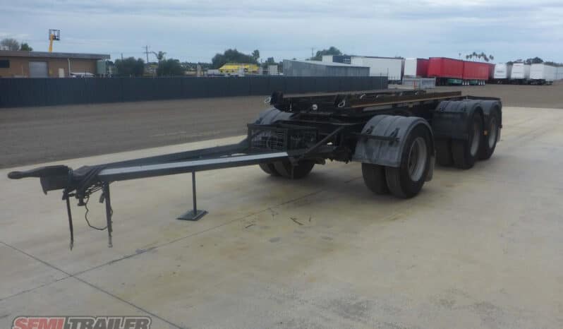 
								2006 Chris’s Body Builders 3 Axle BIN DOG Trailer full									