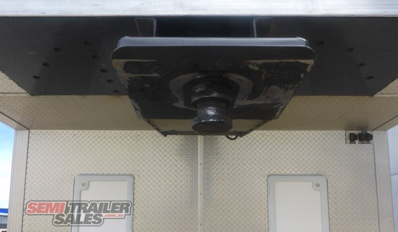 
								2013 Motorsport 5TH Wheel Transporter full									