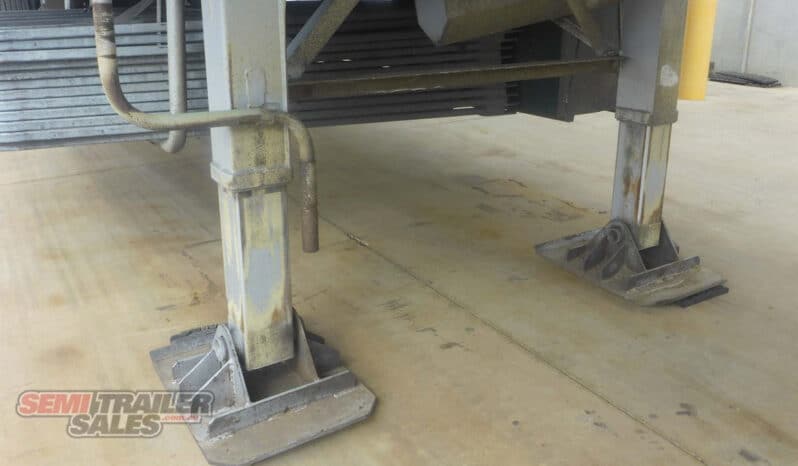 
								2013 Maxitrans 22 Pallet Curtainsider full									