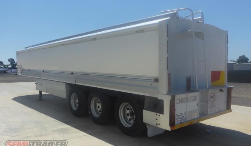 
								1994 Hockney Aluminium Tanker full									