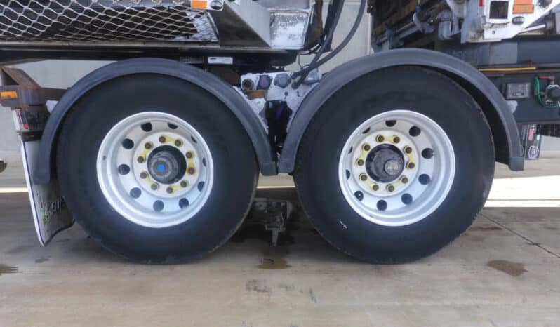 
								2002 Lusty Bogie Enclosed Tipper B Double SET full									