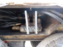 
										2001 Maxitrans Compactor Trailer full									