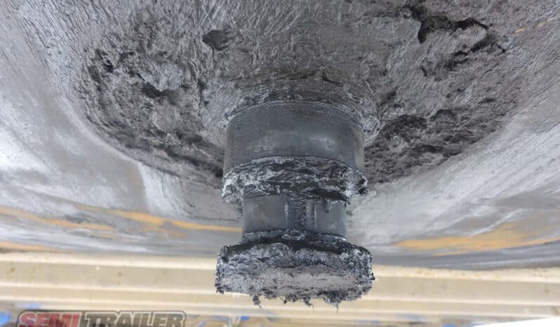 
								2008 Barker Chip BIN B Double SET Platform Tippers full									