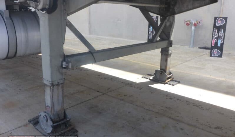 
								2004 Maxitrans 22 Pallet Refrigerated Pantech Stat Write OFF full									