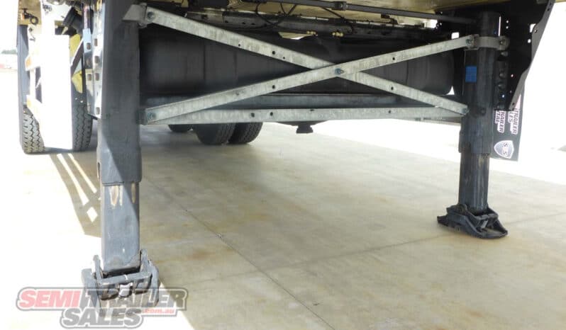 
								2010 Schmitz Cargo Bull Bogie 16 Pallet Refrigerated Pantech full									