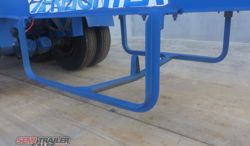 
								2004 Maxitrans 40FT Skel full									