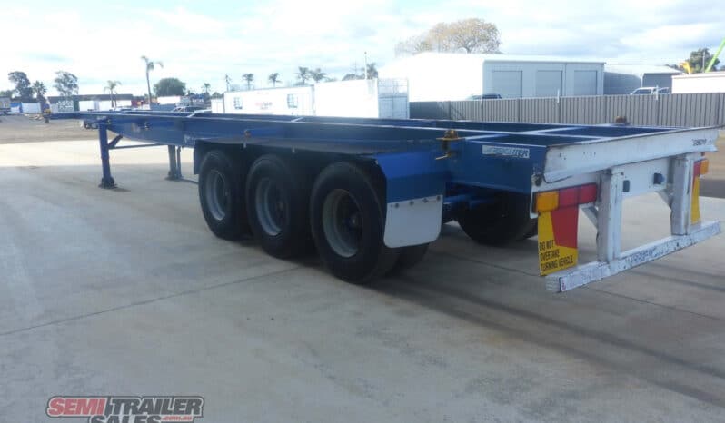 
								2004 Maxitrans 40FT Skel full									