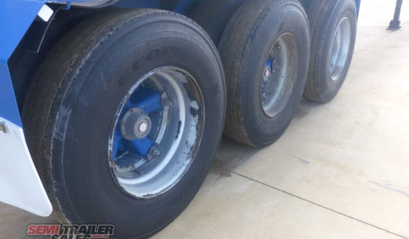 
								2004 Maxitrans 40FT Skel full									