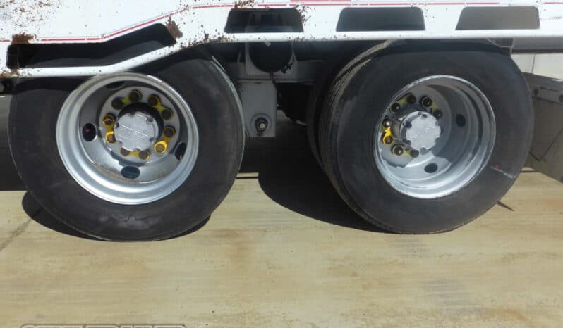 
								2004 J Smith & Sons Tandem Beavertail Plant Trailer full									