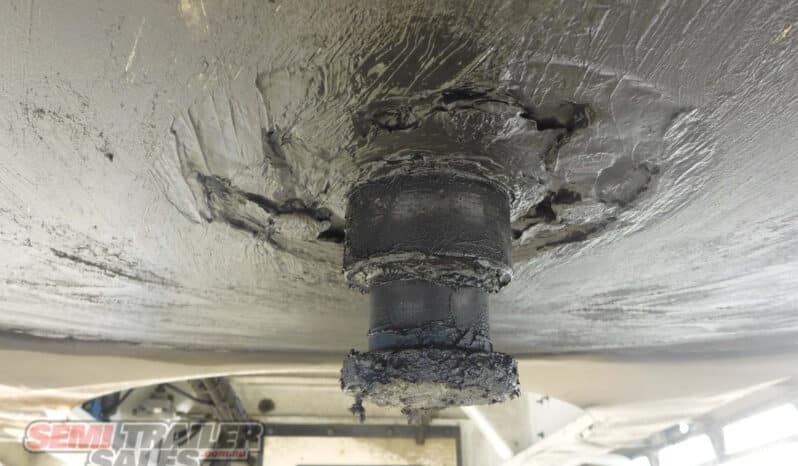 
								2004 J Smith & Sons Tandem Beavertail Plant Trailer full									