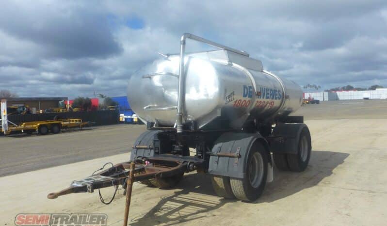 
2001 Custom 4,000 Litre Aluminium DOG Tanker full									