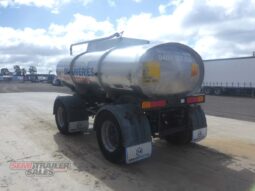 
2001 Custom 4,000 Litre Aluminium DOG Tanker full									