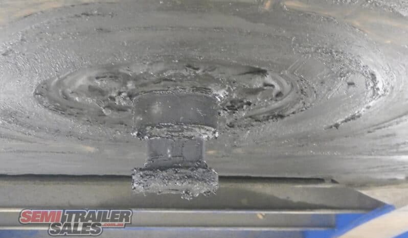 
								1999 Freighter 22 Pallet Curtainsider – Road Train Lead full									