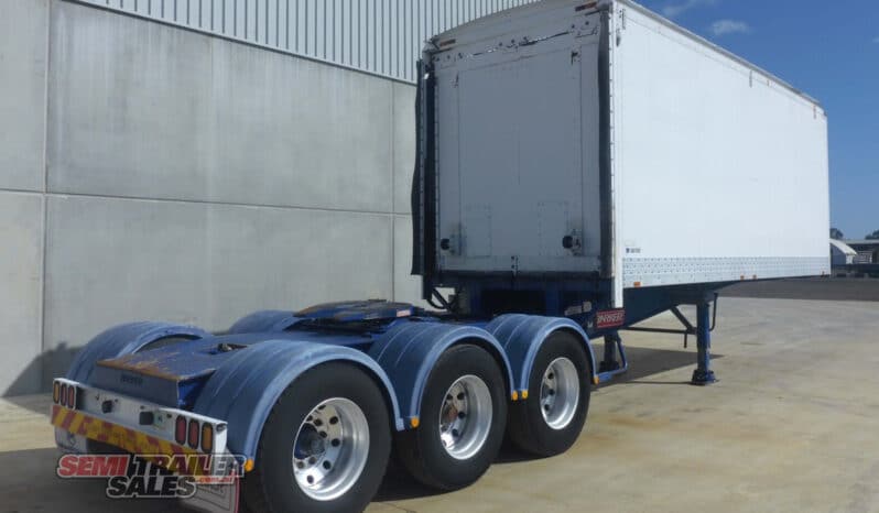 
								2009 Barker Walking FLOOR A Trailer full									