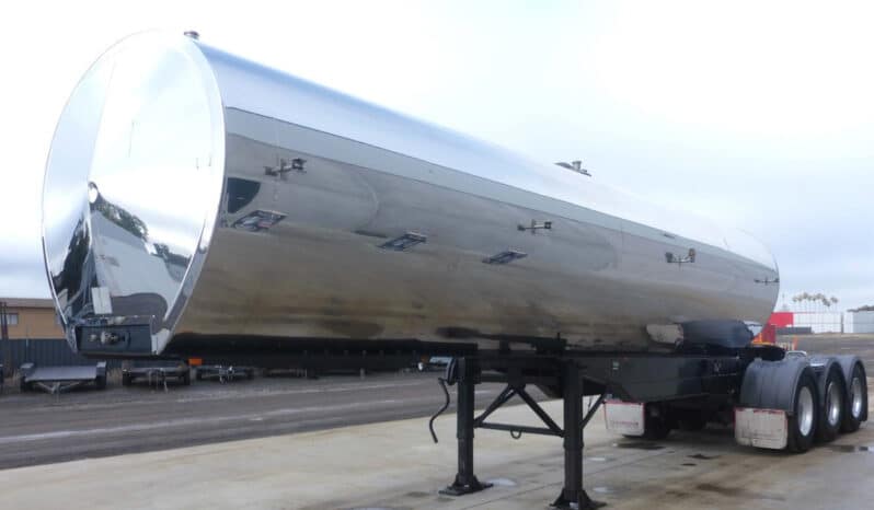 
								2000 Marshall Lethlean Stainless Steel Tanker A Trailer full									